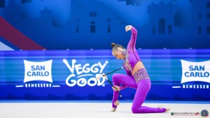 aa q karika polina ukr sfe01477 copia simone ferraro ph